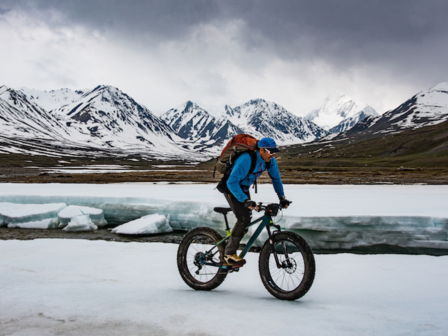 Parque Nacional Tavan Bogd Adventure Biking Holidays Mongolia